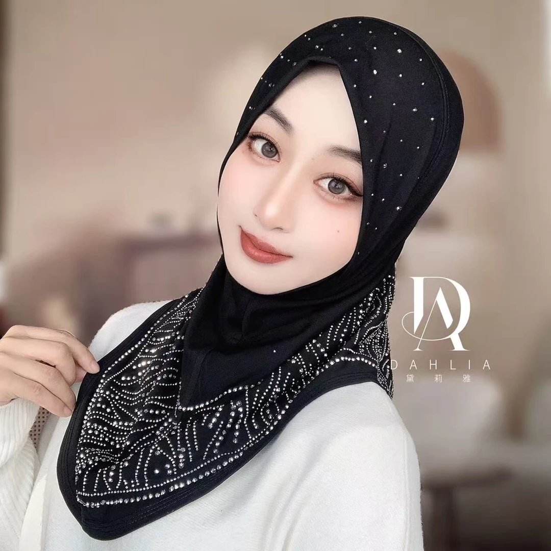 韩菲尔新款韩版雾纡重工烫钻套头围巾百搭时尚