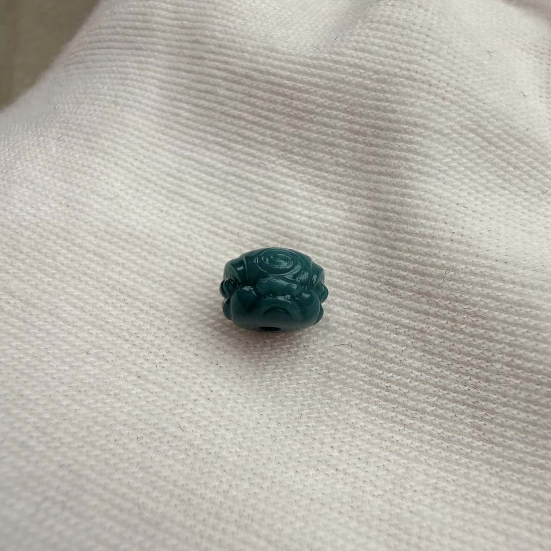 湖北绿松石高瓷醒狮配饰