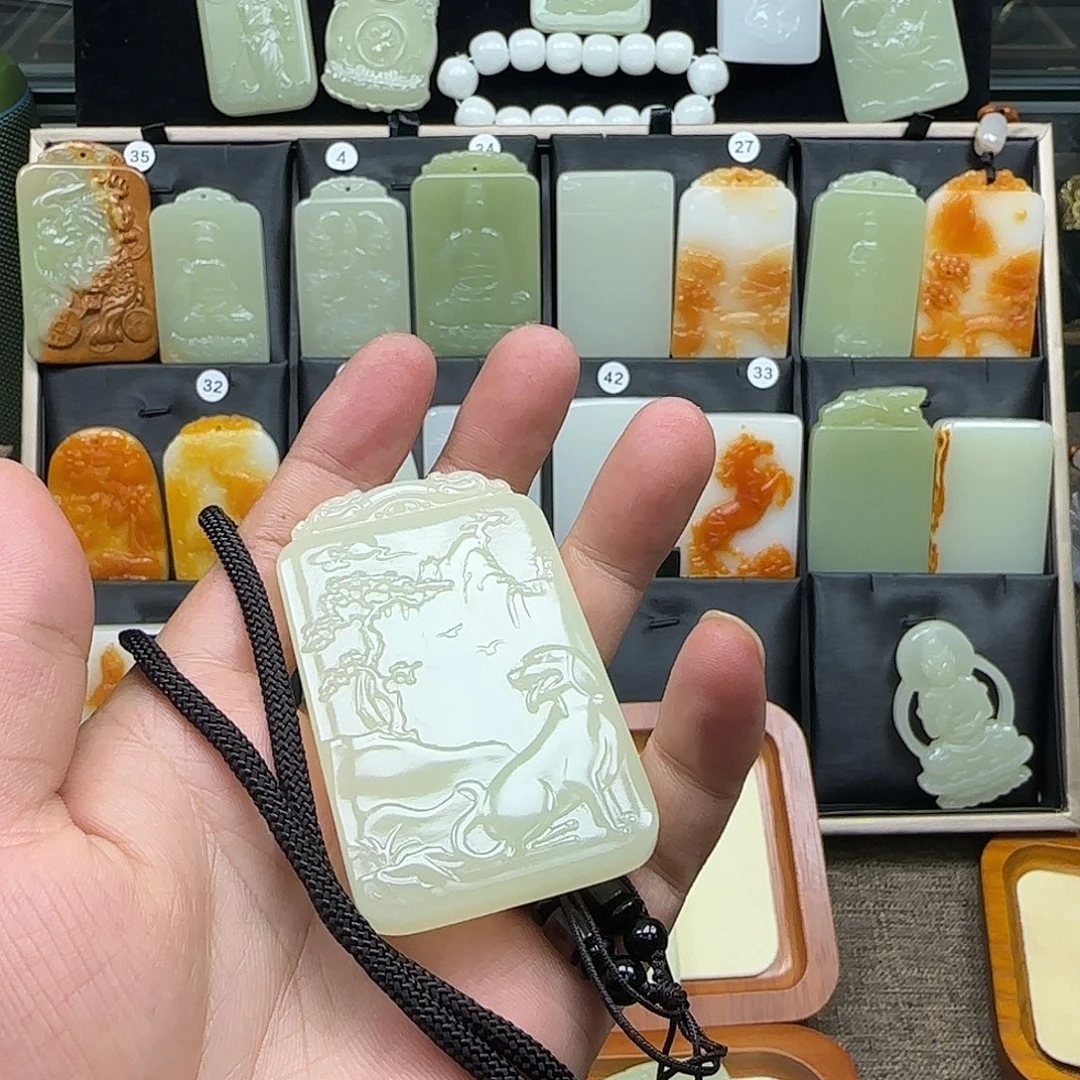 黑***王昆仑山料一物一拍双面狗