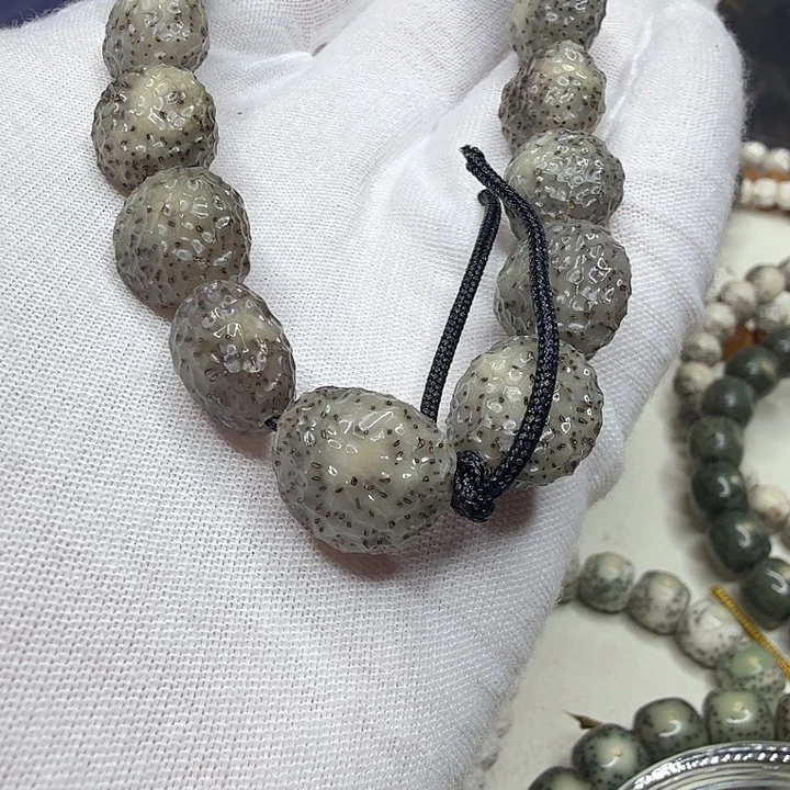 星月菩提吊坠h*.全玉化元宝龙鳞