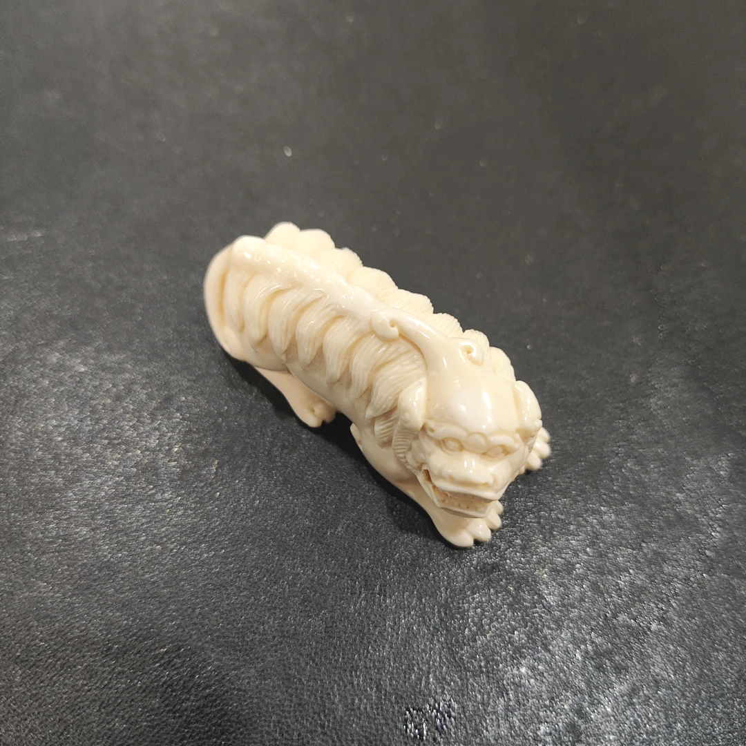 猛犸约11.5克雕刻件ZL4249