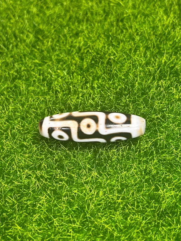 行运高油朱砂料九眼玛瑙饰品