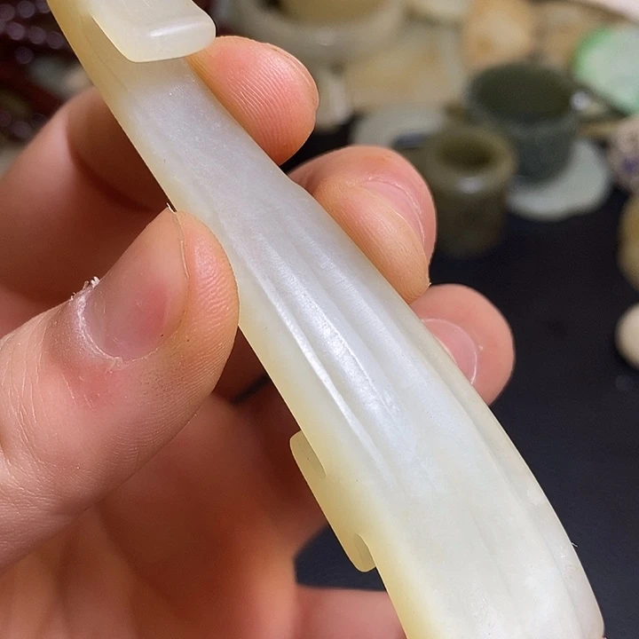 和田玉（糖玉）未镶嵌颈饰