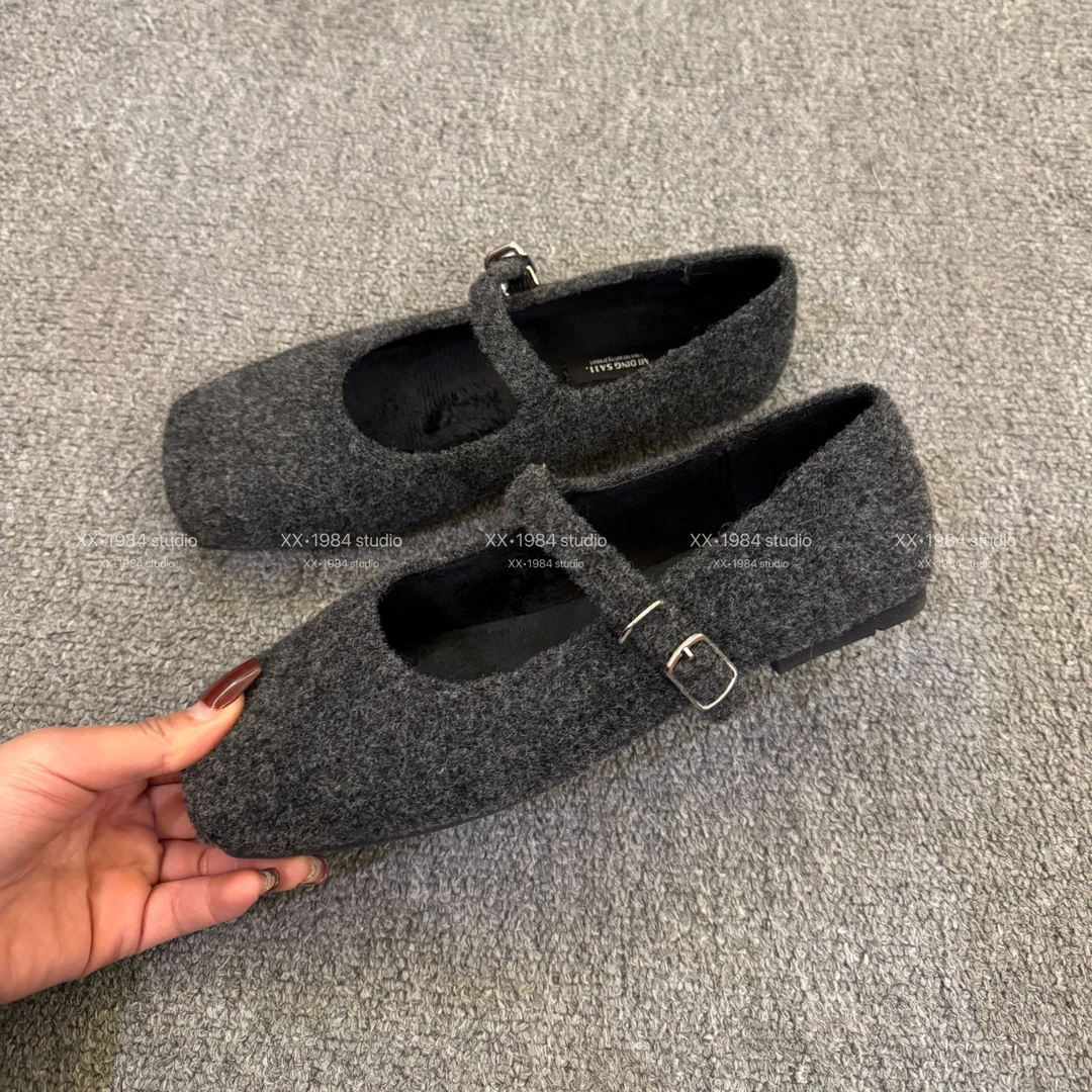 1984甄选（百搭玛丽珍）极简风纯色潮流休闲风一字扣玛丽珍鞋