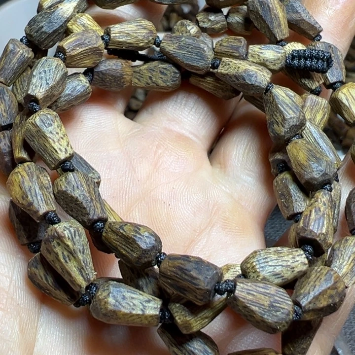 沉香沉香碎屑99沉乌身树丁12.5克