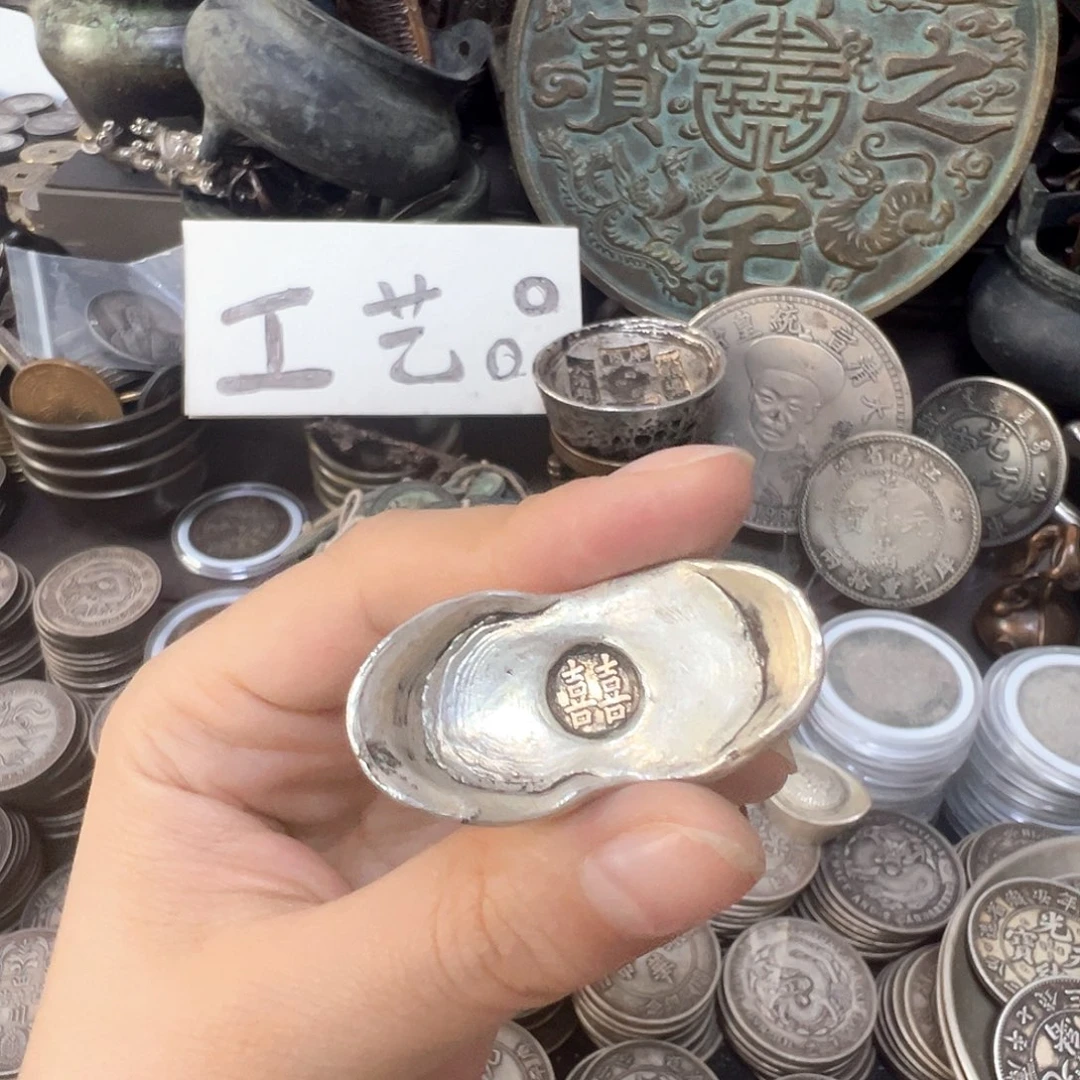 金属复古风格摆件