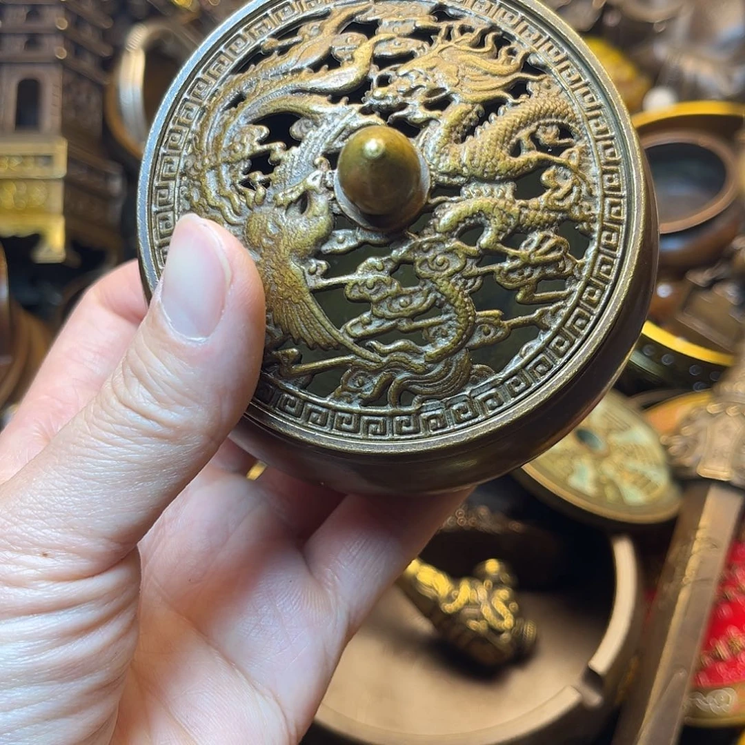 精美铜器工艺品等