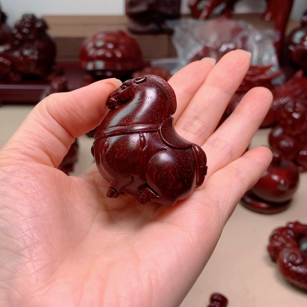 可***为檀香紫檀（小叶紫檀）