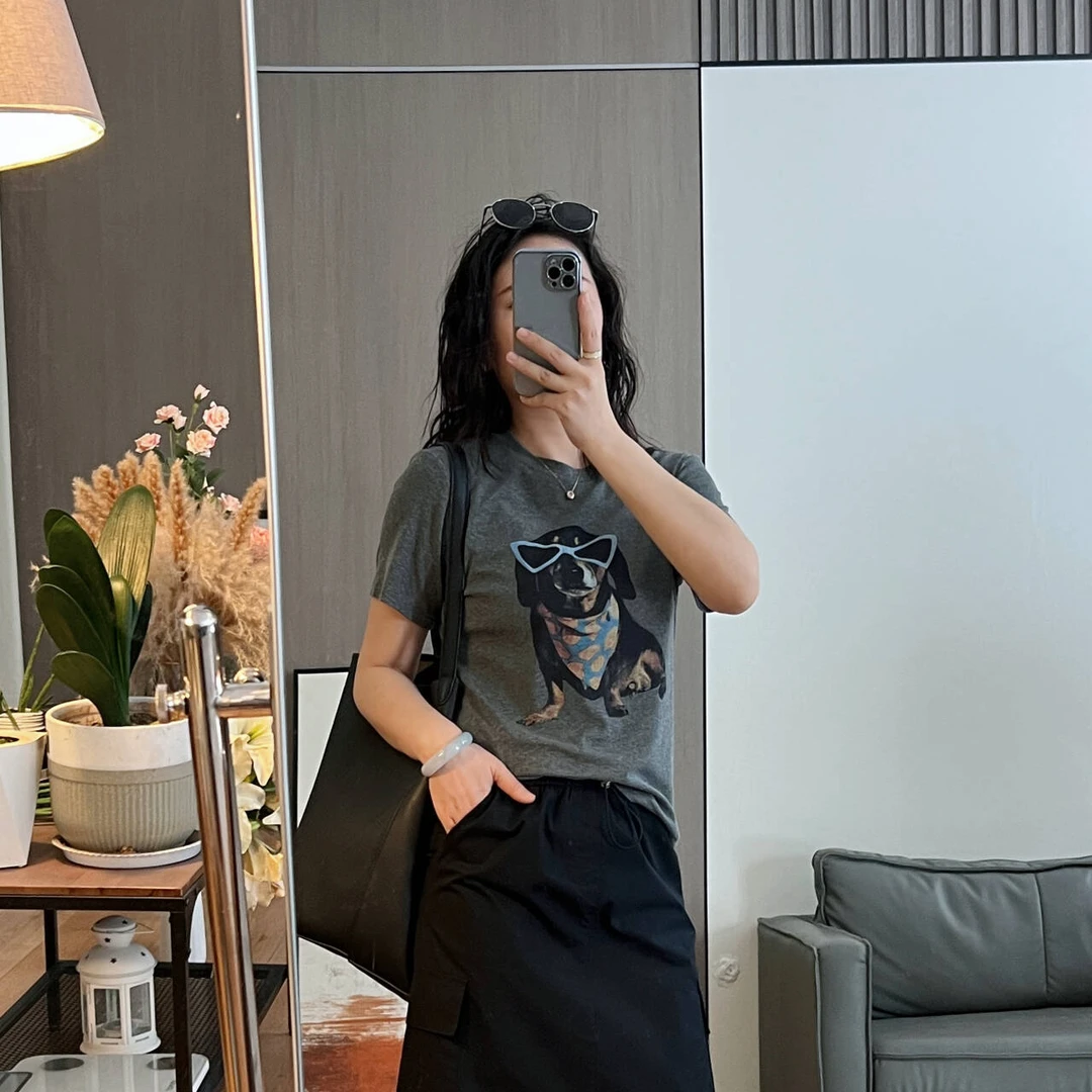 【郭肉肉】优可丝显瘦卡通墨镜小狗短袖T恤半袖灰色印花圆领休闲