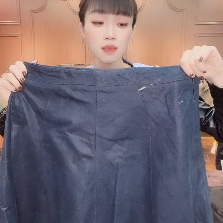 150……160斤皮短裙