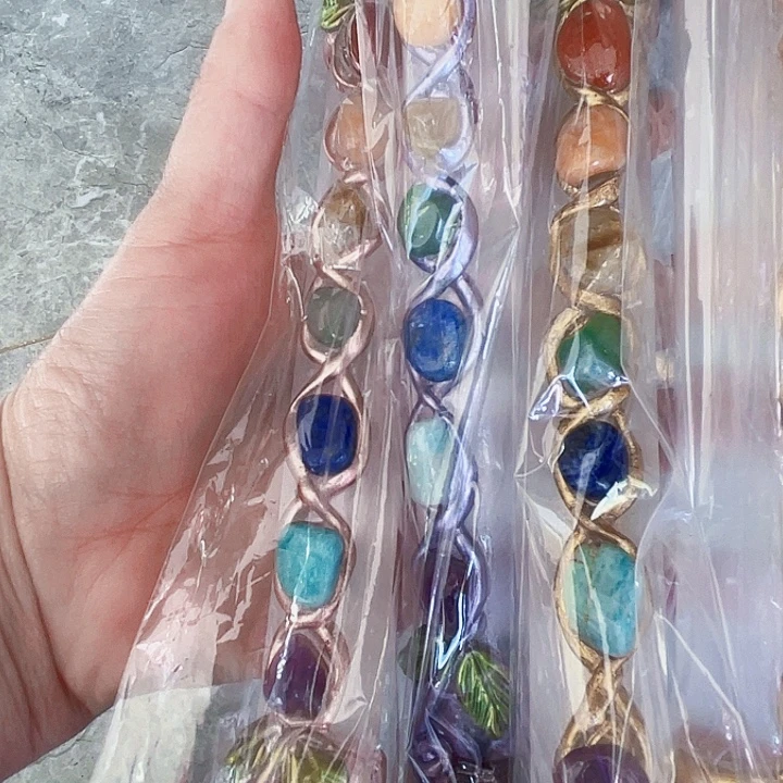 胡***）水晶摆件未镶嵌水晶