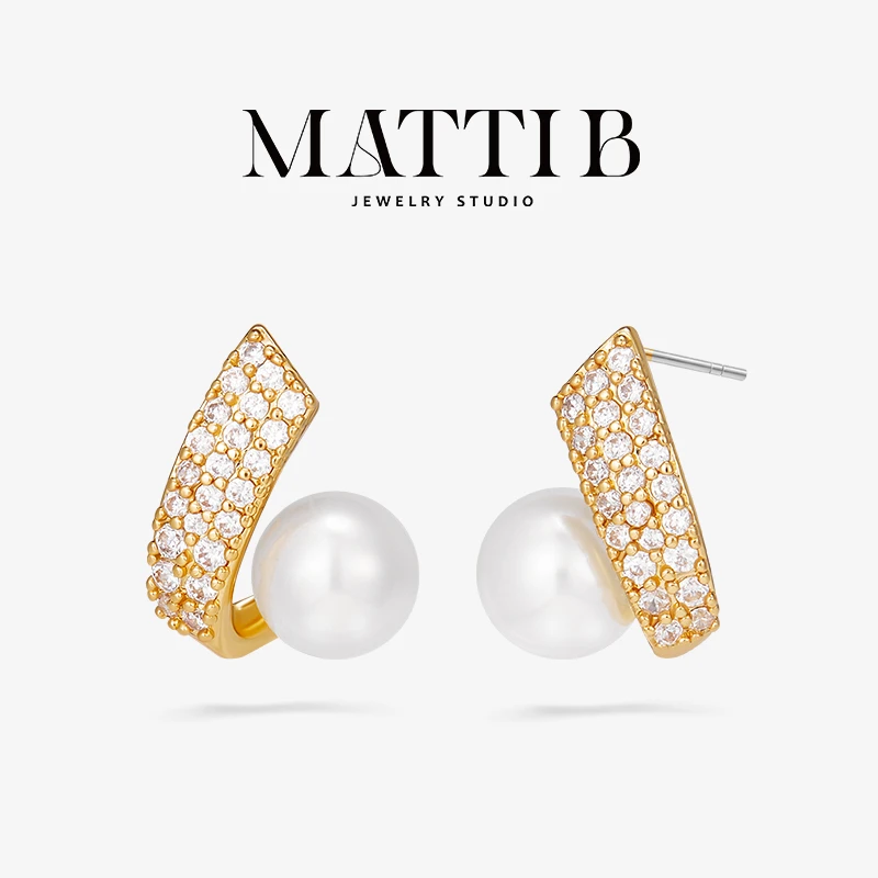 铜合金仿珍珠耳饰 小众设计高级感轻奢气质新爆款高端耳钉女1951