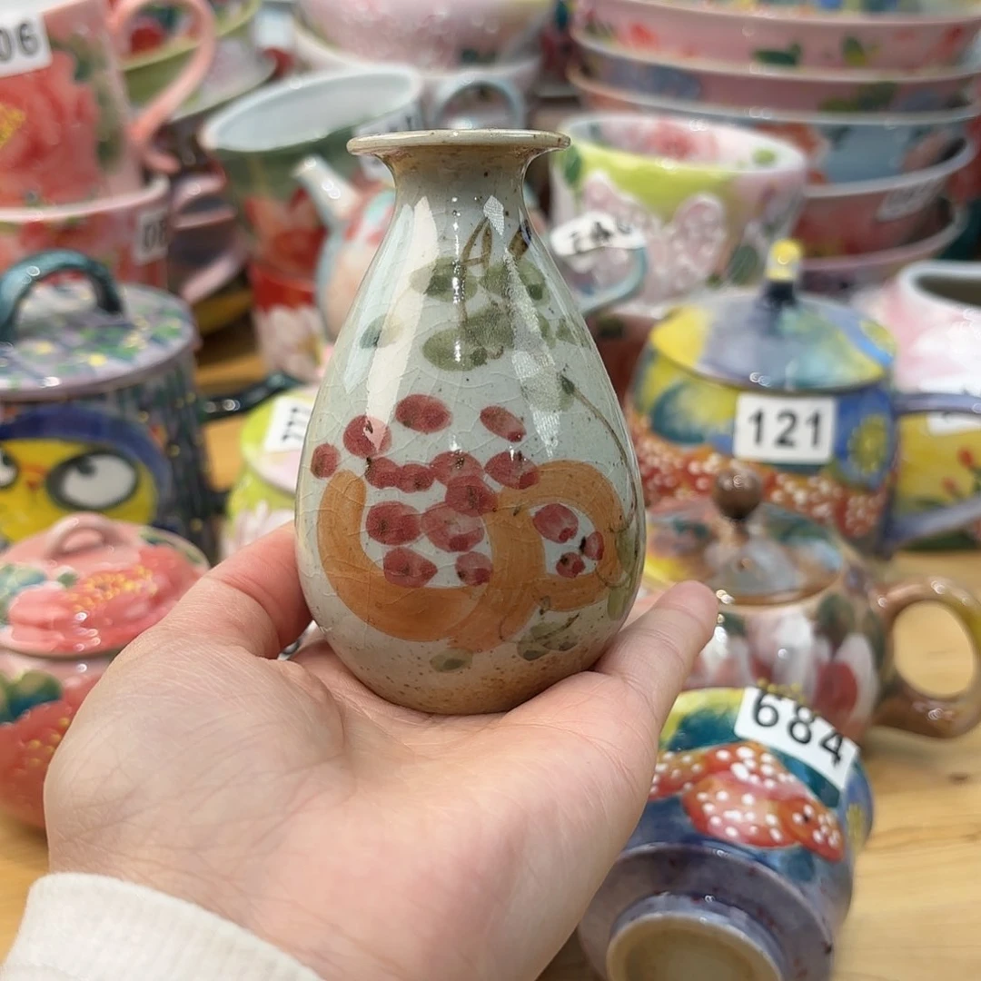 瓷片兔兔嗨起来啦哈喽