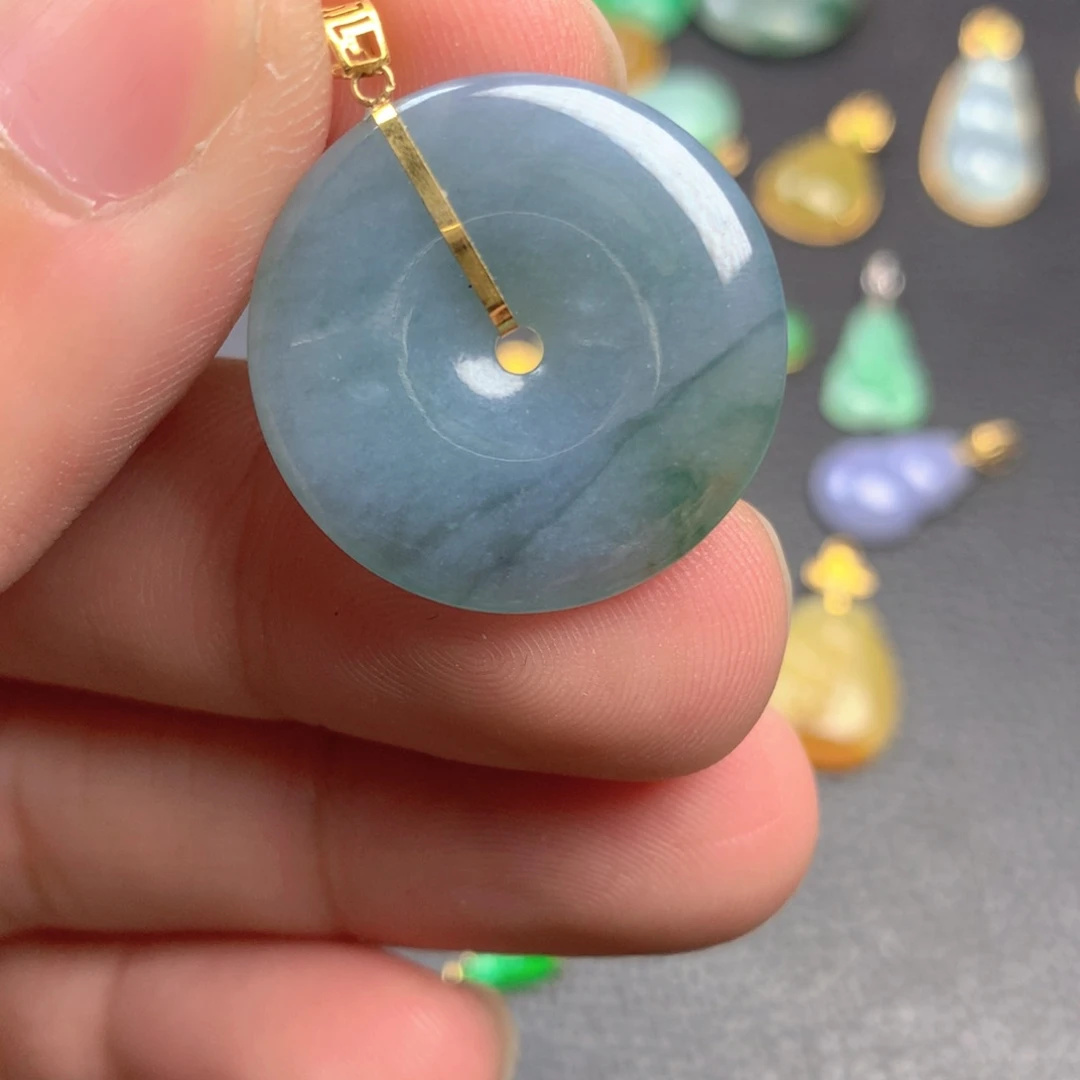 【闪购商品】颈饰18K金镶嵌翡翠翡翠