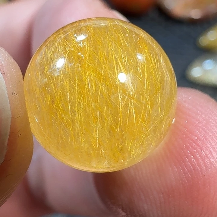 飛***哆颈饰水晶未镶嵌你