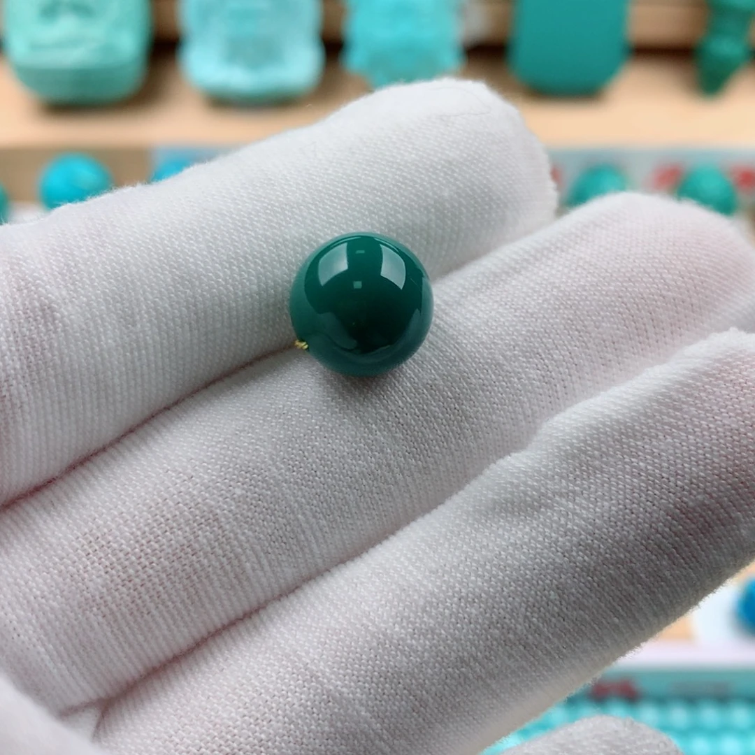 我***在绿松石未镶嵌发饰