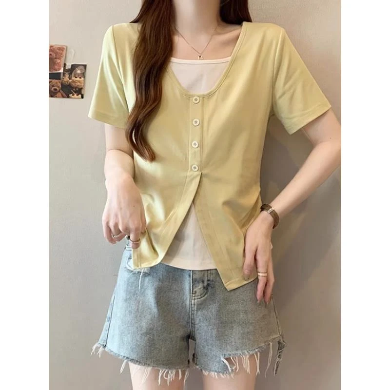 洋气减龄黄色短袖正肩T恤女夏季大码胖mm显瘦遮肉假两件小衫上衣