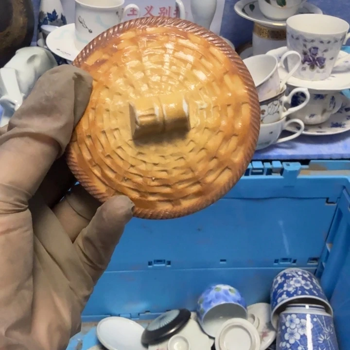 悦***悦琉璃手工艺品突突突