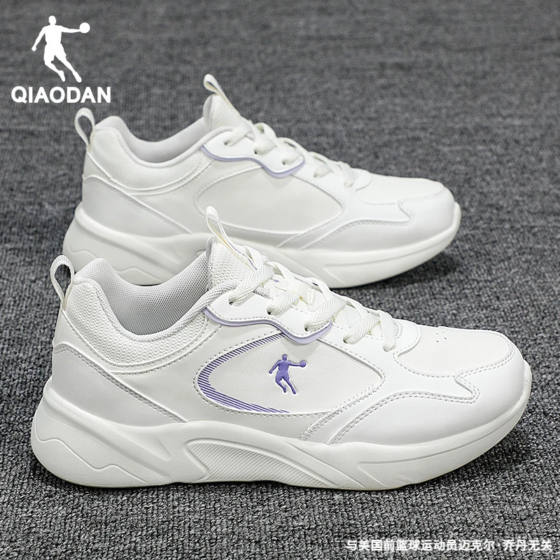 乔丹运动鞋女鞋2025夏秋新款轻便女士休闲鞋子防水皮面减震跑步鞋