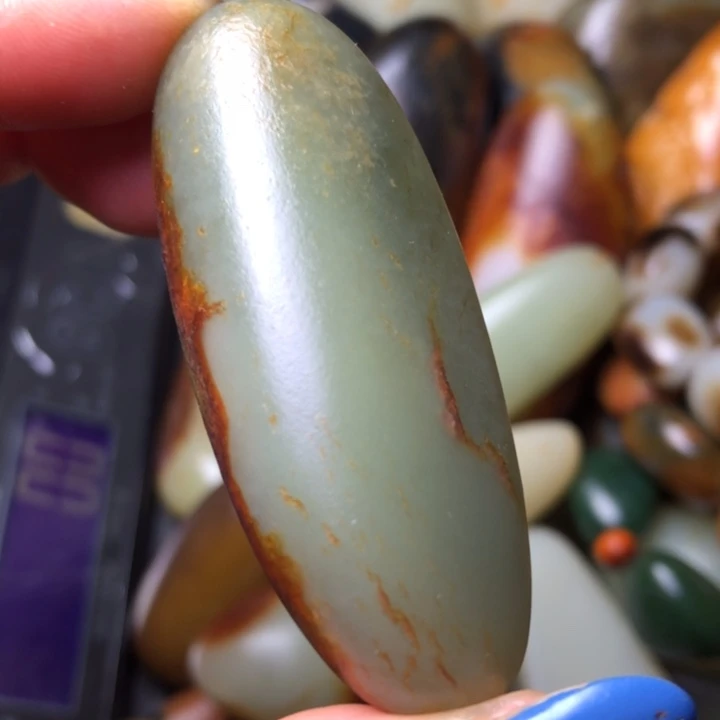 和田玉未镶嵌珠宝奇石