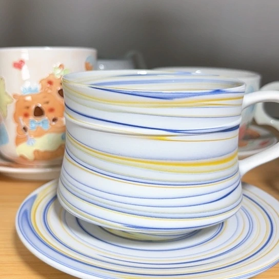 手绘高温釉下彩陶瓷