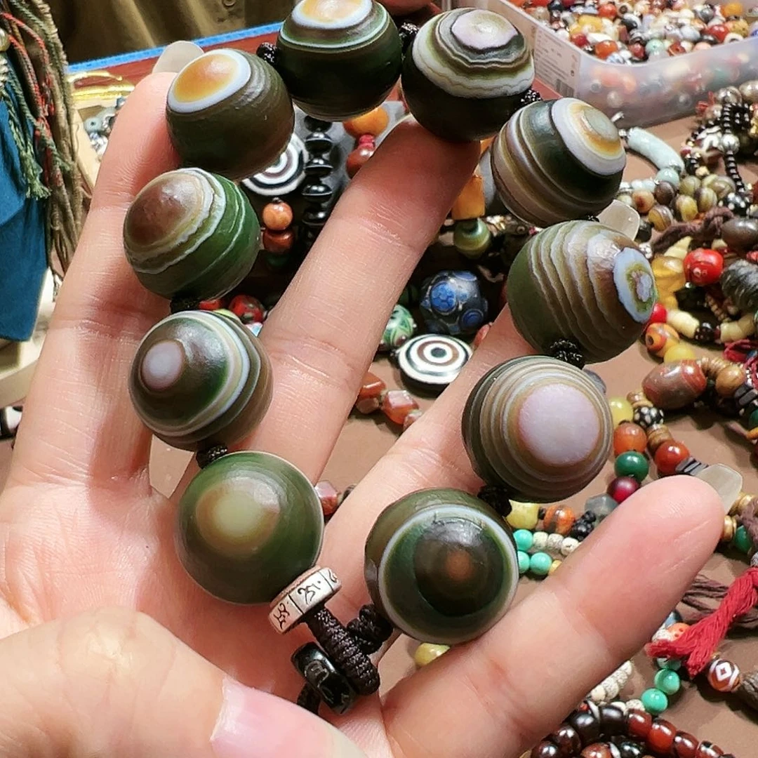 玛瑙/玉髓手串未镶嵌