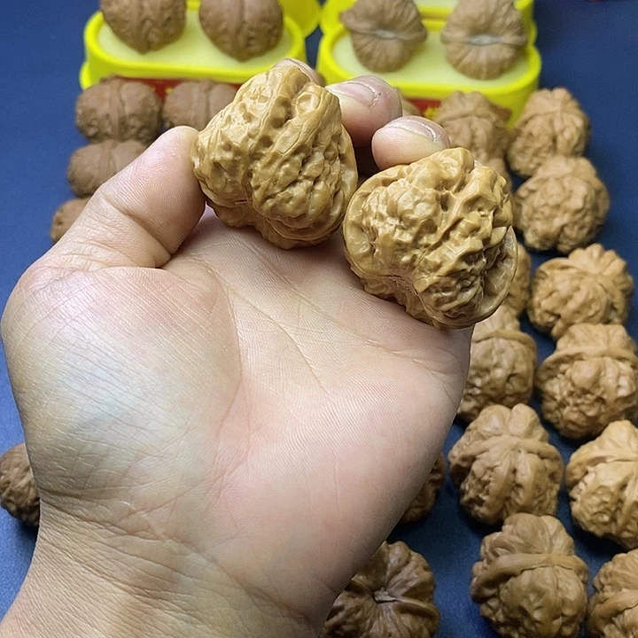 文玩核桃把件蛤蟆