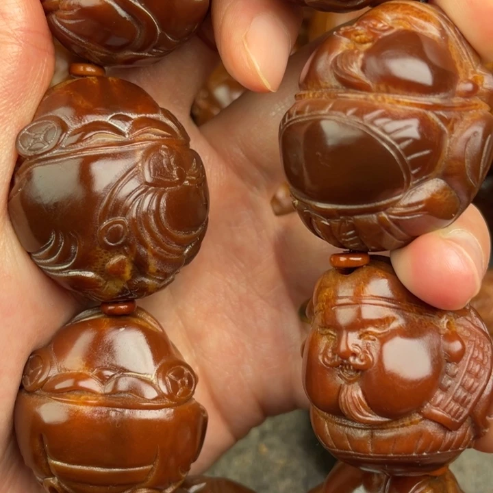 胡***凯吊坠橄榄核橄榄核