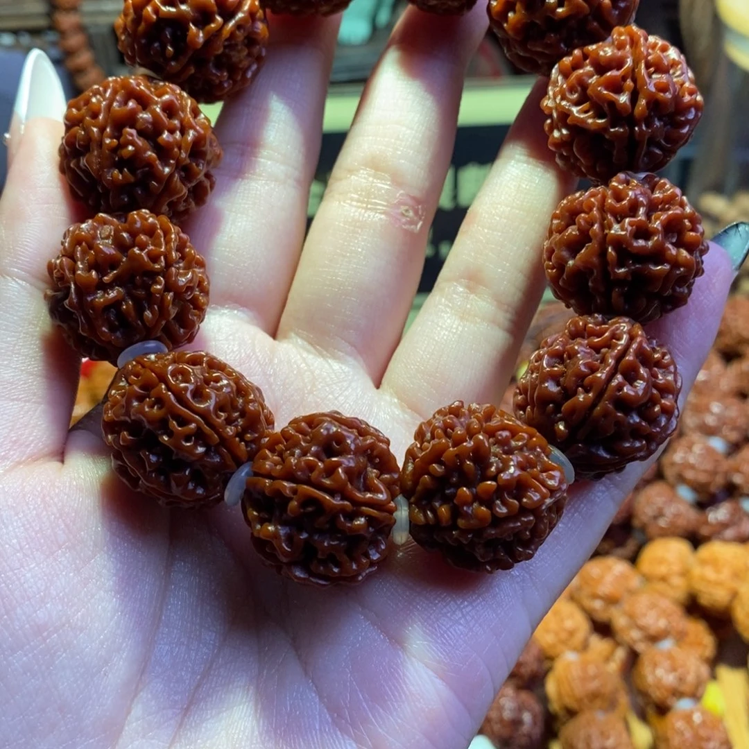 吊坠金刚菩提226原生态玉化