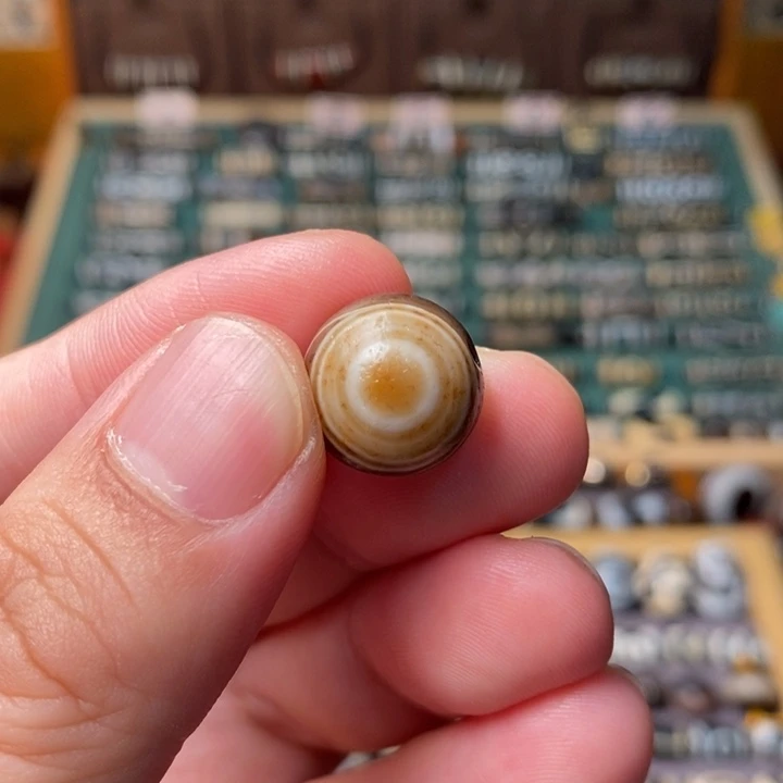 未镶嵌玛瑙/玉髓珠宝半成品