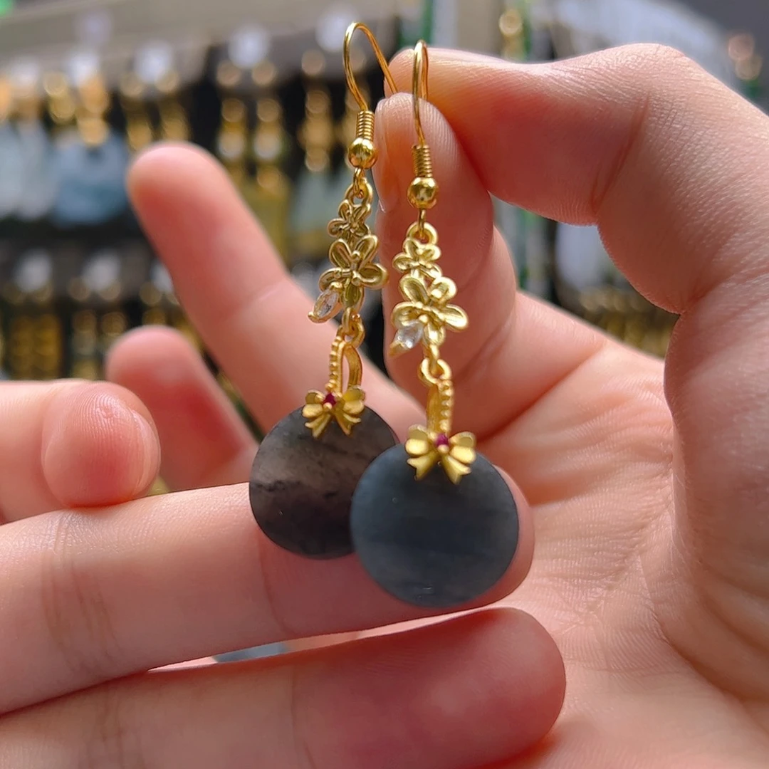 未镶嵌翡翠耳饰翡翠