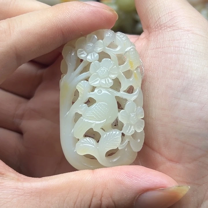 未镶嵌和田玉（糖玉）挂件