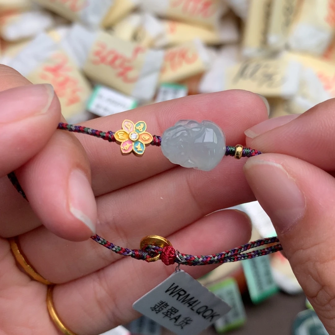 【闪购商品】翡翠挂件未镶嵌一