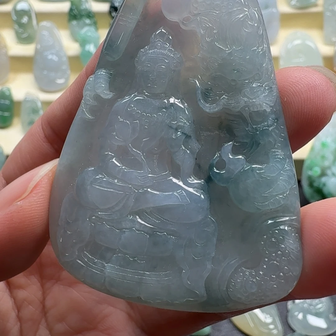 翡翠未镶嵌颈饰翡翠