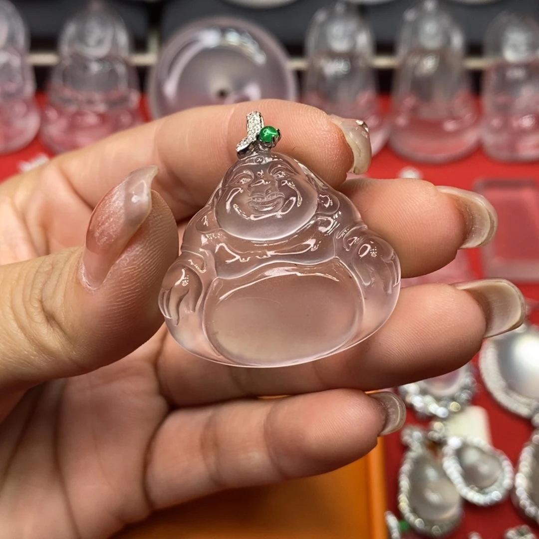 巨***叔石英质玉未镶嵌吊坠