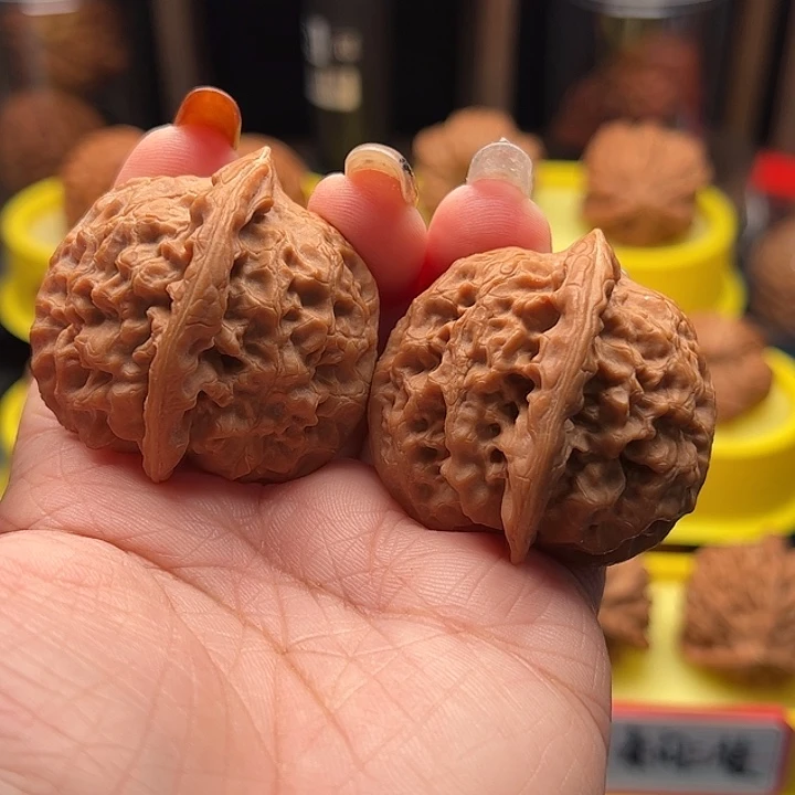 吊坠文玩核桃观音肚 全品