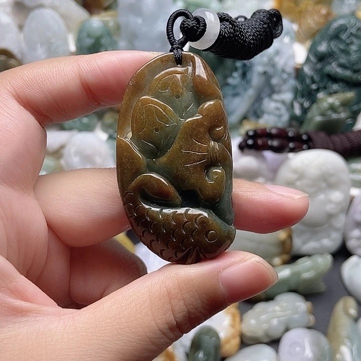 翡翠未镶嵌颈饰翡翠