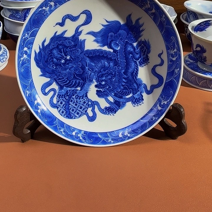 起***宕青花手工手绘狮子