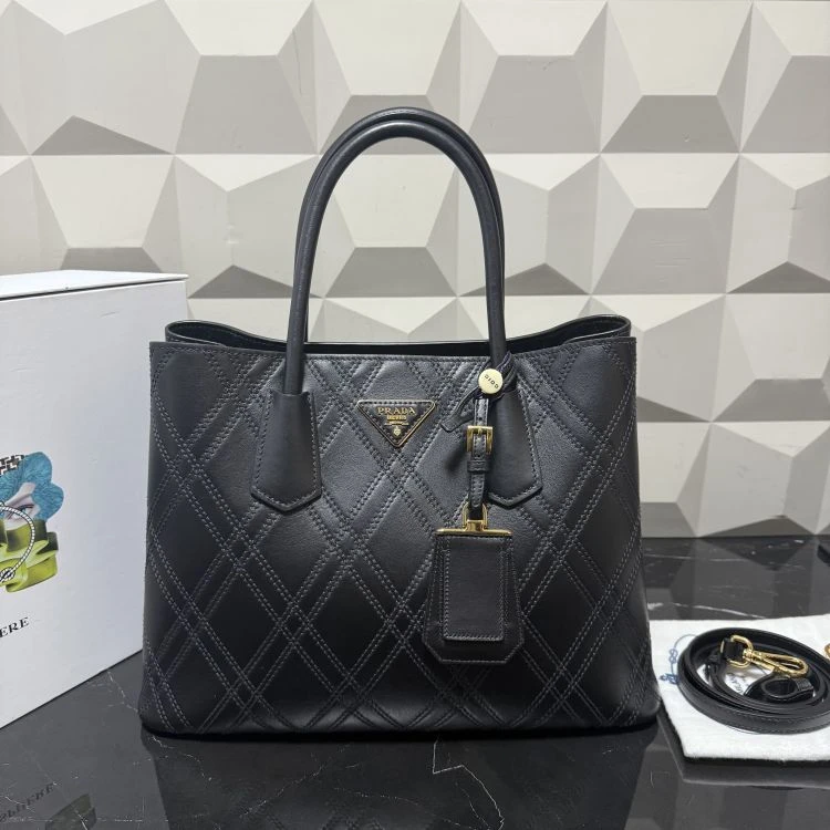 95新/普拉达/C14044220586/[PY1120B0020]