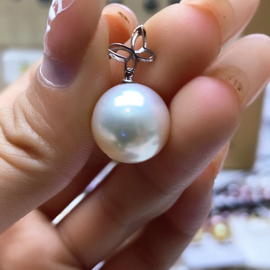 海水珍珠颈饰18K金镶嵌