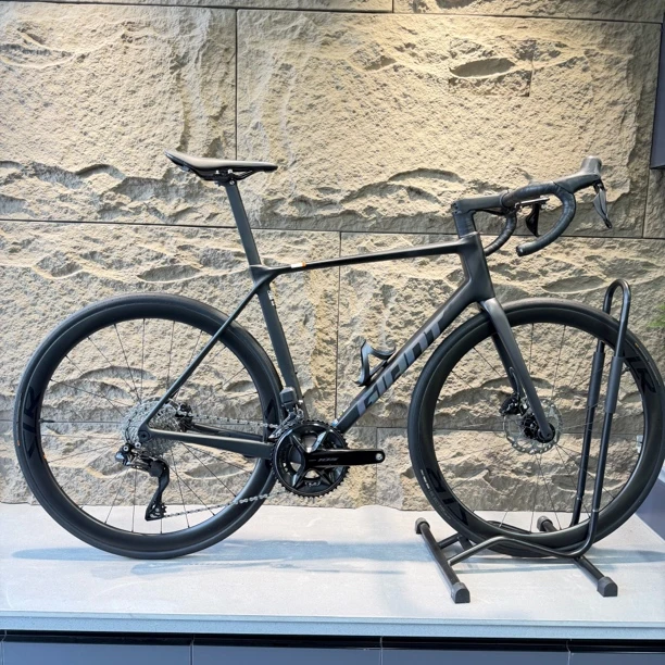 十代tcr adv1南京限量版 105电变 slr碳轮 ML码177-187之间