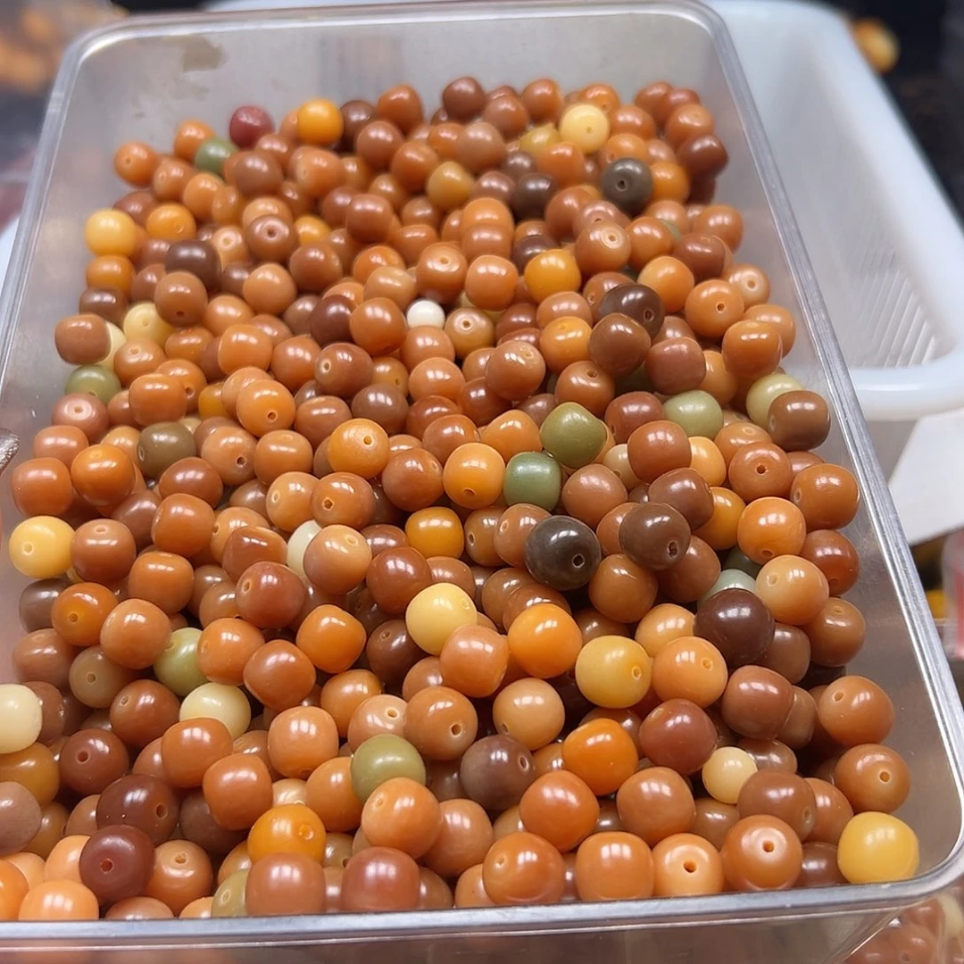 天***子手串菩提根/象牙果微瑕。11老料鸡油黄桶1000颗