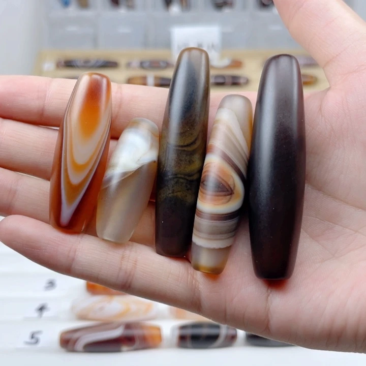 老***人玛瑙/玉髓颈饰未镶嵌