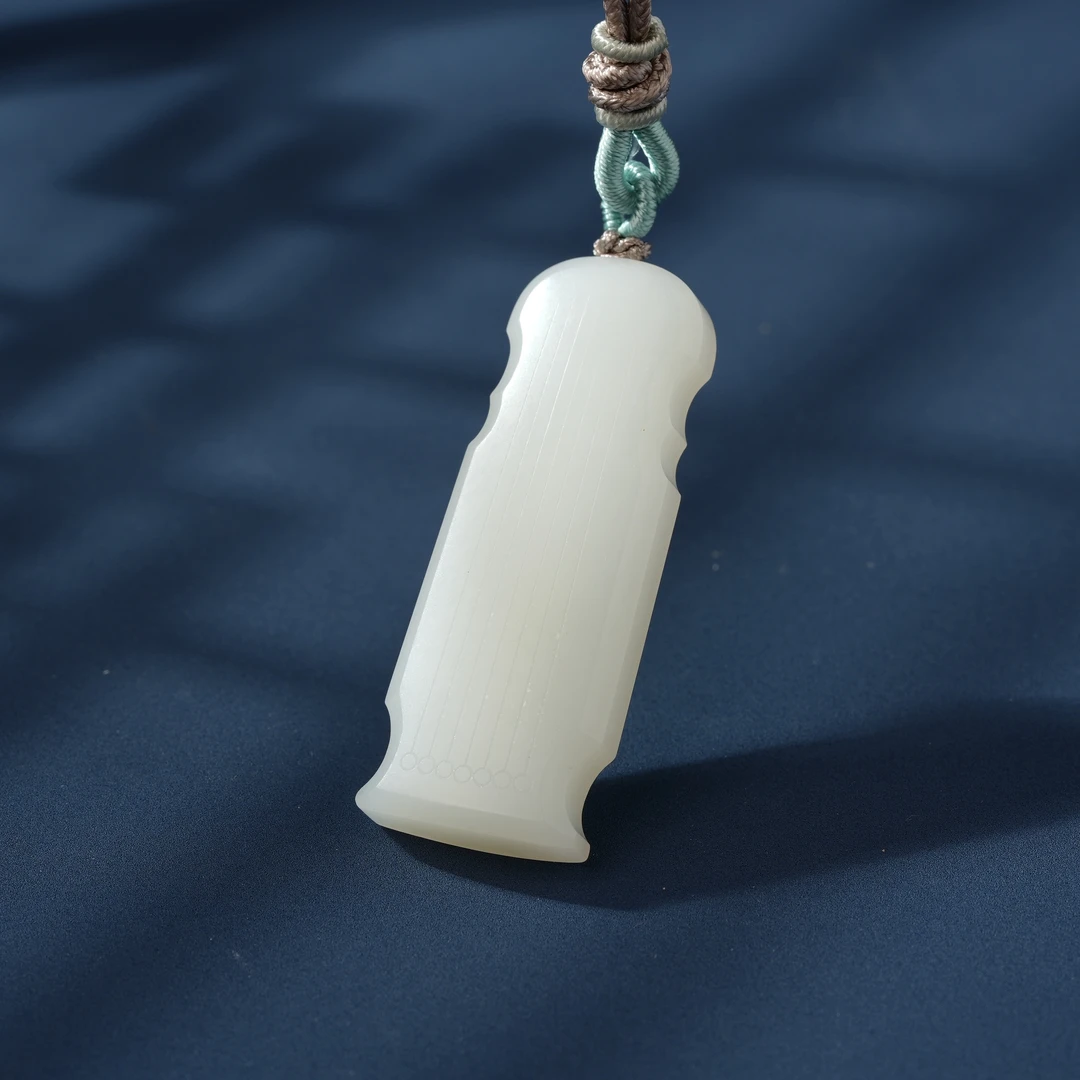 盟世玉和田玉白玉羊脂玉挂件 古琴