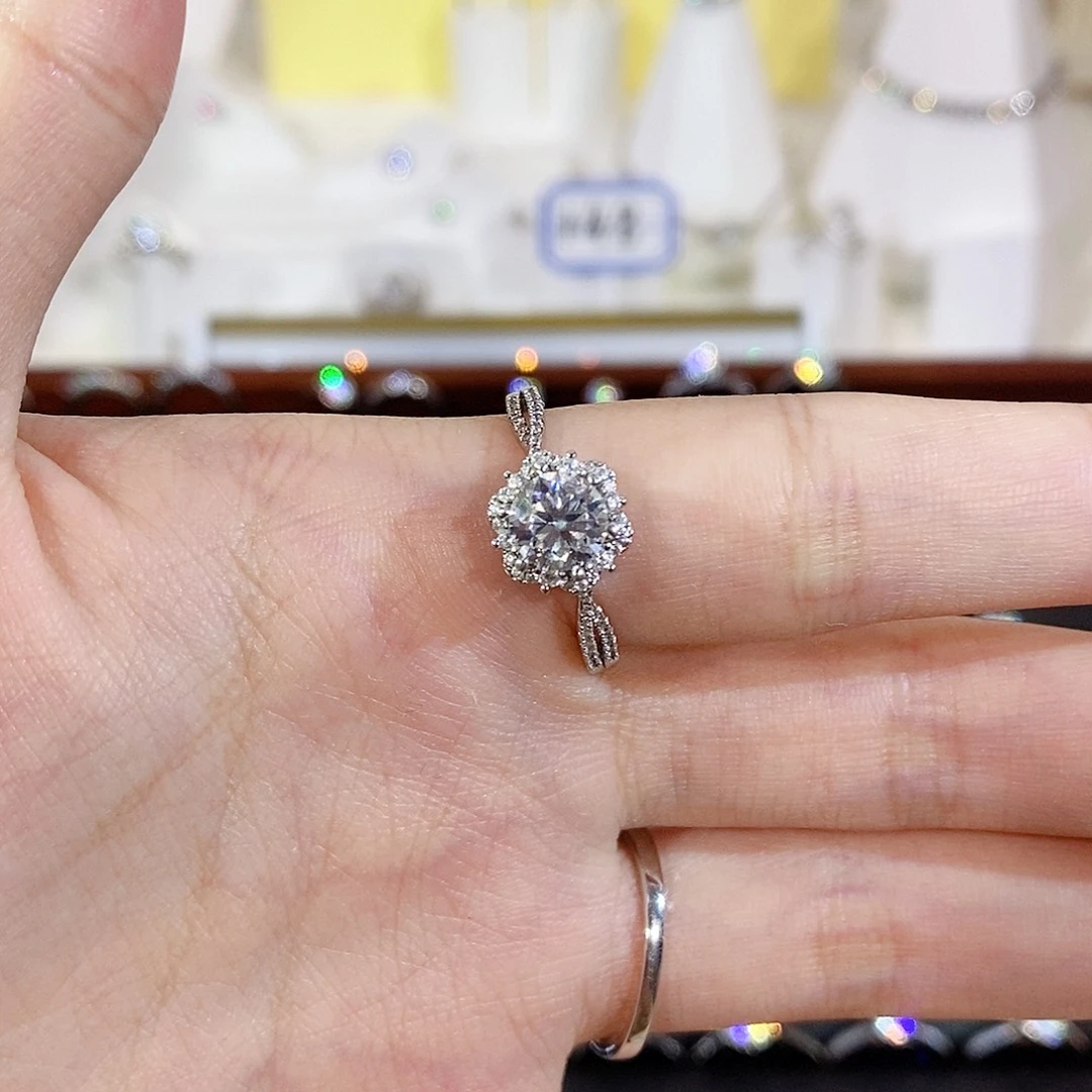 925银合成碳硅石艾莎公主1ct15