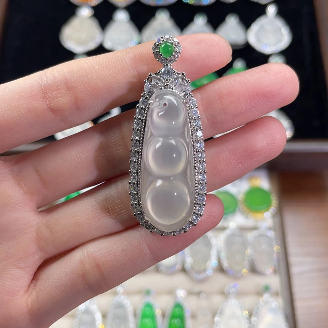 贝****玛瑙/玉髓合金颈饰