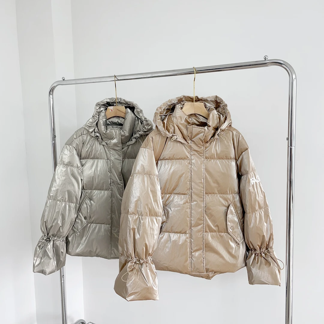 仓2-2 亮面收袖口休闲羽绒服