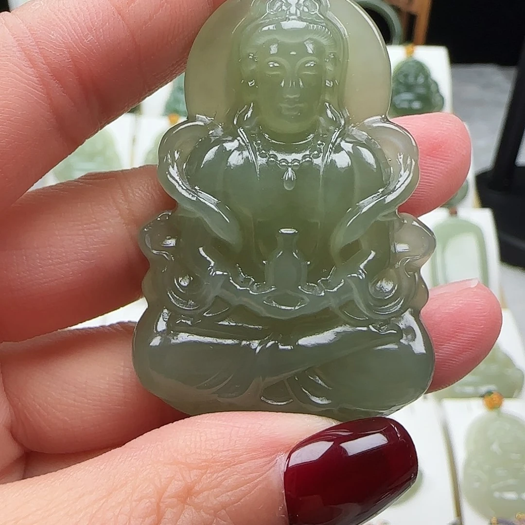 和田玉颈饰未镶嵌e****晴