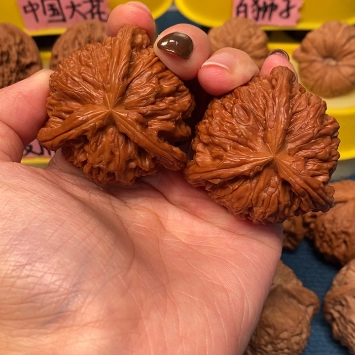 R***笑核桃手串/手链白狮子
