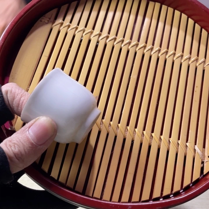 i*v欢迎大家新年快乐